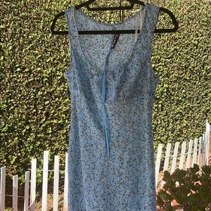 Blue 90s inspired dress